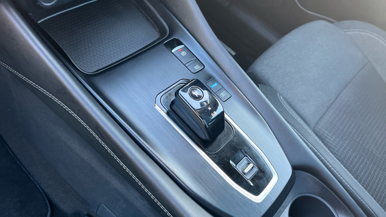 Nissan Qashqai 1.5 E-Power N-Connecta 5dr Auto Hybrid Hatchback